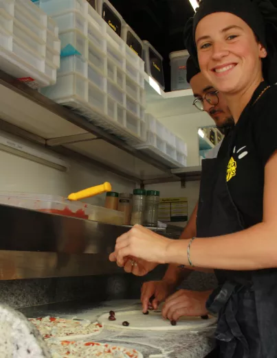 Découvrir le métier de commis