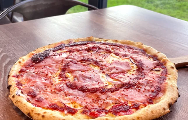 La Breizh’espoir : Pizza solidaire et délicieusement engagée pour la Vannetaise!