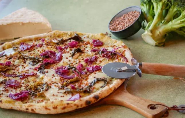 La pizza qui met le printemps en bouche ! 🌸🧀