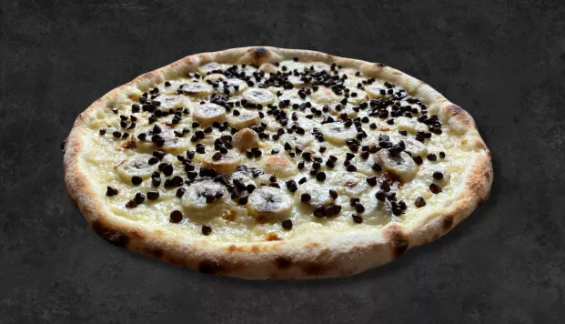 Pizza dessert